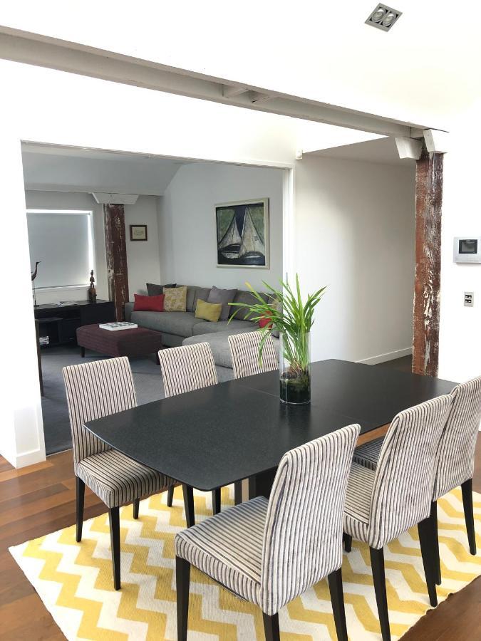 Luxurious Loft Apartments In The Heart Of Ahuriri Нейпиър Екстериор снимка