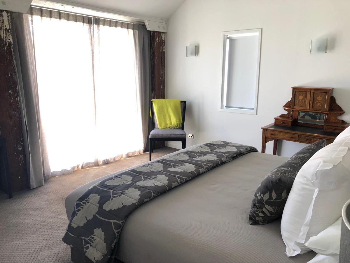 Luxurious Loft Apartments In The Heart Of Ahuriri Нейпиър Екстериор снимка